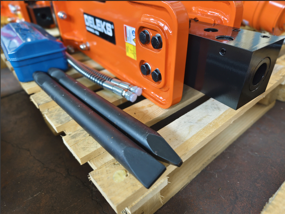 DELEKS® HAMMER-400 Hydraulic Breaker