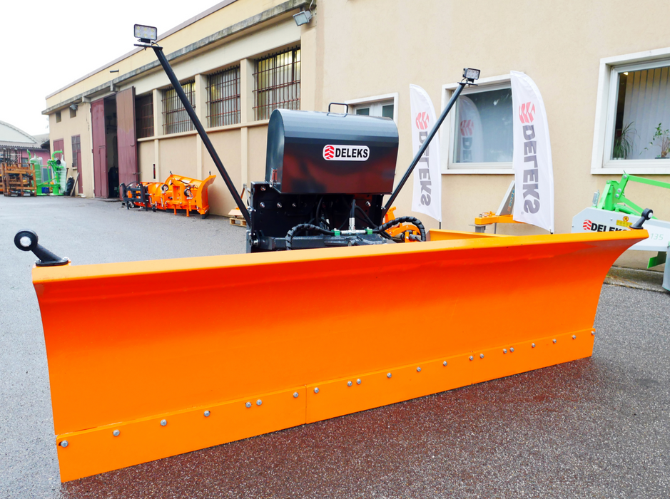DELEKS® SSH-04-2.6-A Frontal Snow Plough with Mounting Plate for Tractor