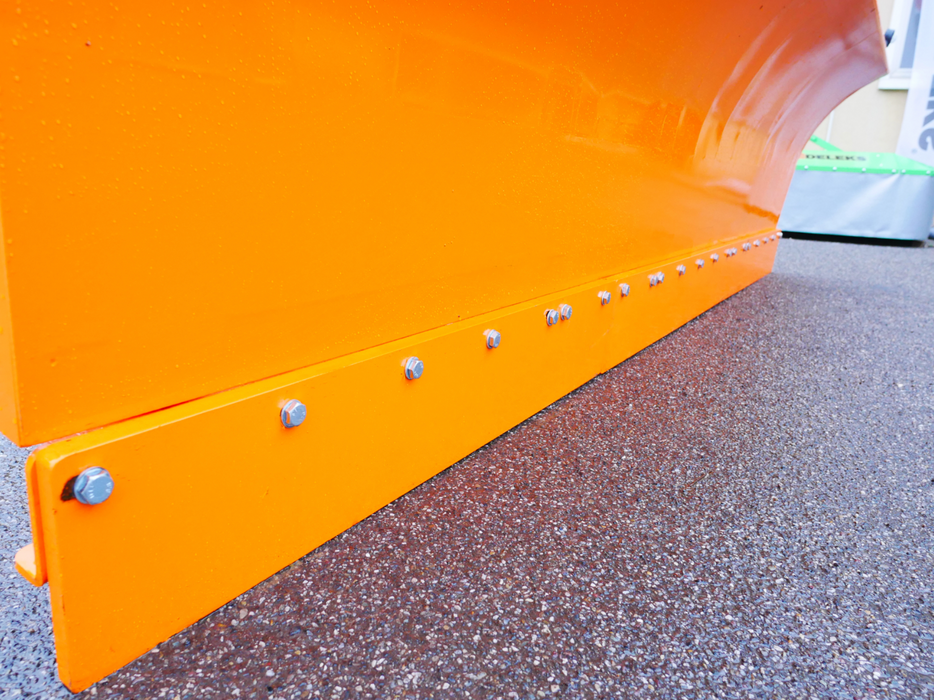 DELEKS® SSH-04-2.6-A Frontal Snow Plough with Mounting Plate for Tractor